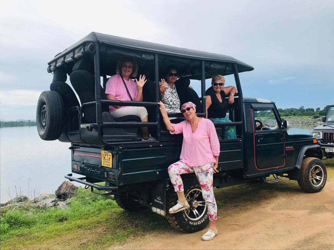 Nature World Jungle Paradise 우다왈라웨 외부 사진